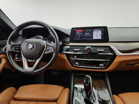 Used 2018 BMW 530i xDrive AWD/4WD image 27