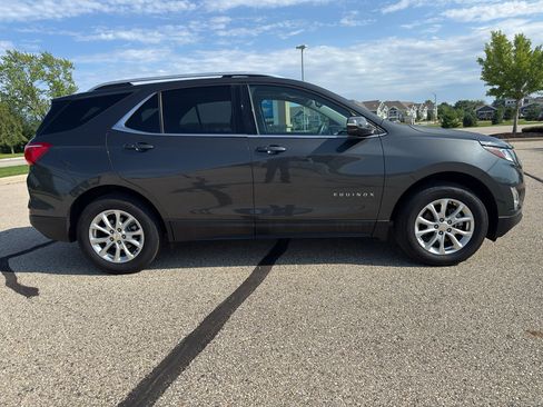 Used 2018 Chevrolet Equinox LT w/ Sun & Infotainment Package AWD/4WD image 5