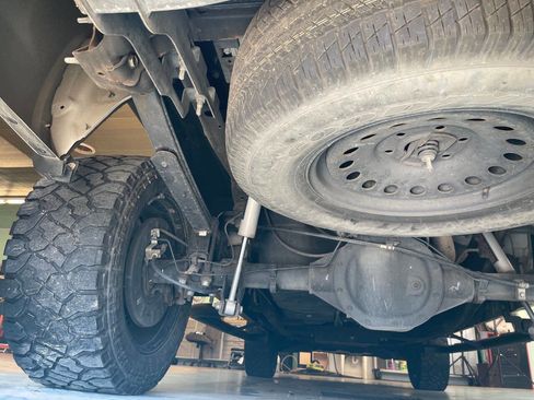 Used 2017 GMC Sierra 1500 SLE w/ SLE Value Package image 45