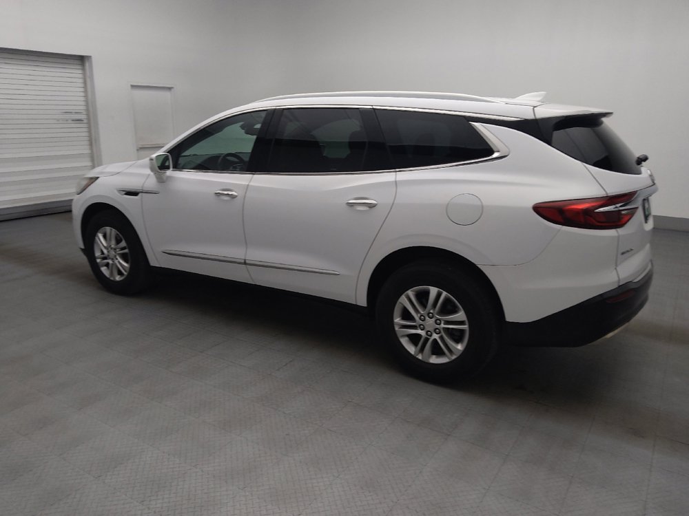 Used 2018 Buick Enclave Essence AWD/4WD image 3