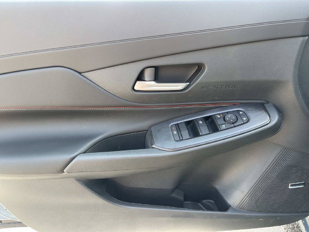 New 2027 Nissan Sentra SR w/ SR Premium Package FWD image 22