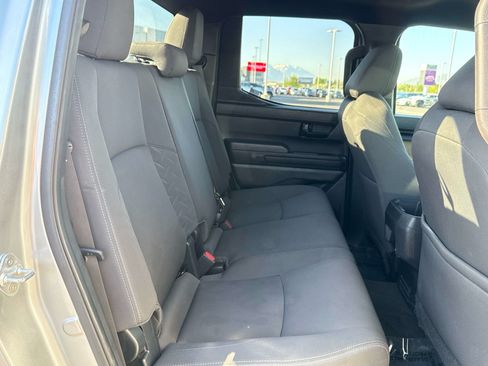 Used 2024 Toyota Tacoma SR5 AWD/4WD image 15