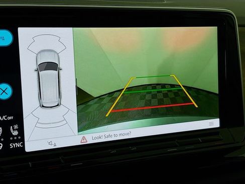 New 2026 Volkswagen Atlas SE image 14