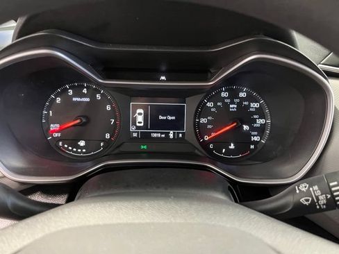 Used 2022 Chevrolet TrailBlazer LS FWD image 27