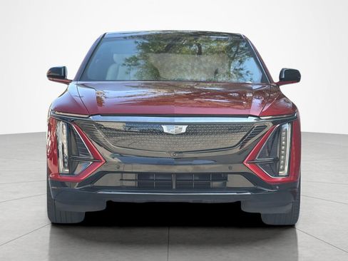 Used 2024 Cadillac Lyriq Sport RWD image 8