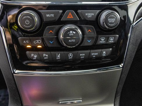 Used 2021 Jeep Grand Cherokee Limited w/ Quick Order Package 28K 80th AWD/4WD image 31