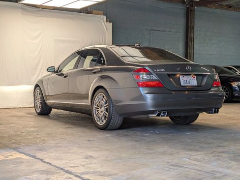 Used 2009 Mercedes-Benz S 600 w/ Designo Graphite Edition image 5