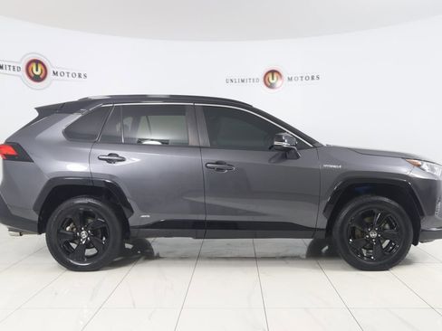 Used 2021 Toyota RAV4 XSE image 2