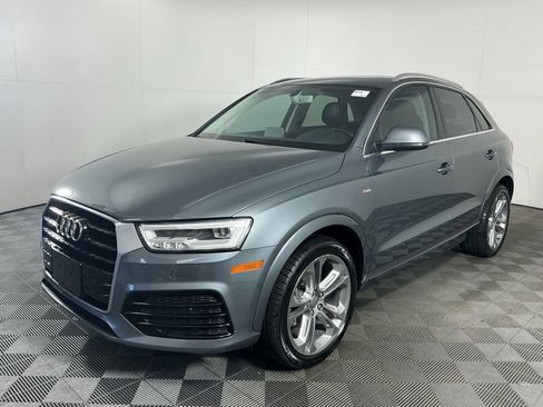 Used 2016 Audi Q3 2.0T Prestige AWD/4WD image 4