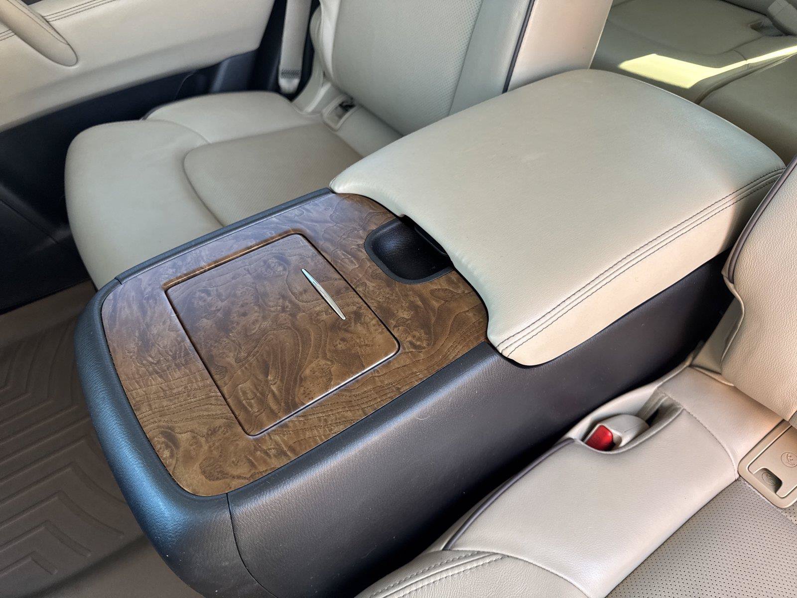 Used 2023 Nissan Armada SL w/ Captain's Chairs Package RWD image 27