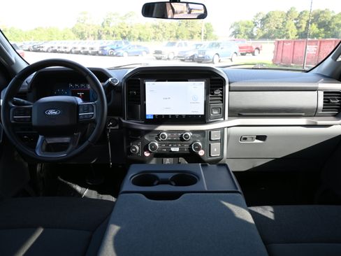 Used 2025 Ford F150 XLT w/ Equipment Group 301A Standard AWD/4WD image 31