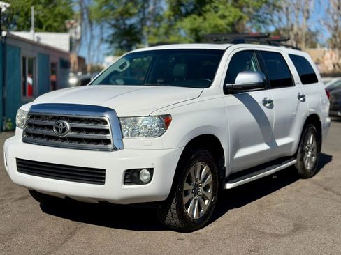 Used 2012 Toyota Sequoia Limited AWD/4WD image 4