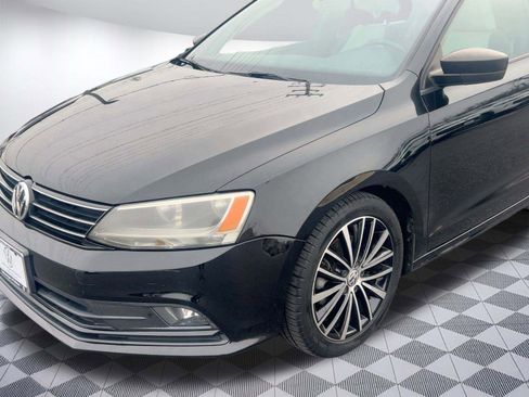 Used 2016 Volkswagen Jetta Sport image 18