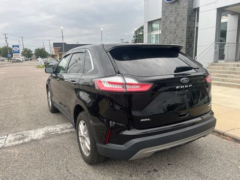 Used 2023 Ford Edge SEL w/ Convenience Package AWD/4WD image 6