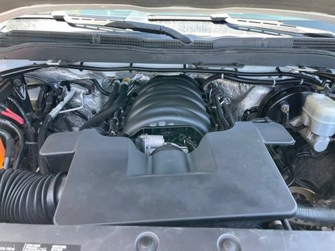 Used 2015 Chevrolet Silverado 1500 LTZ Z71 w/ LTZ Plus Package AWD/4WD image 19