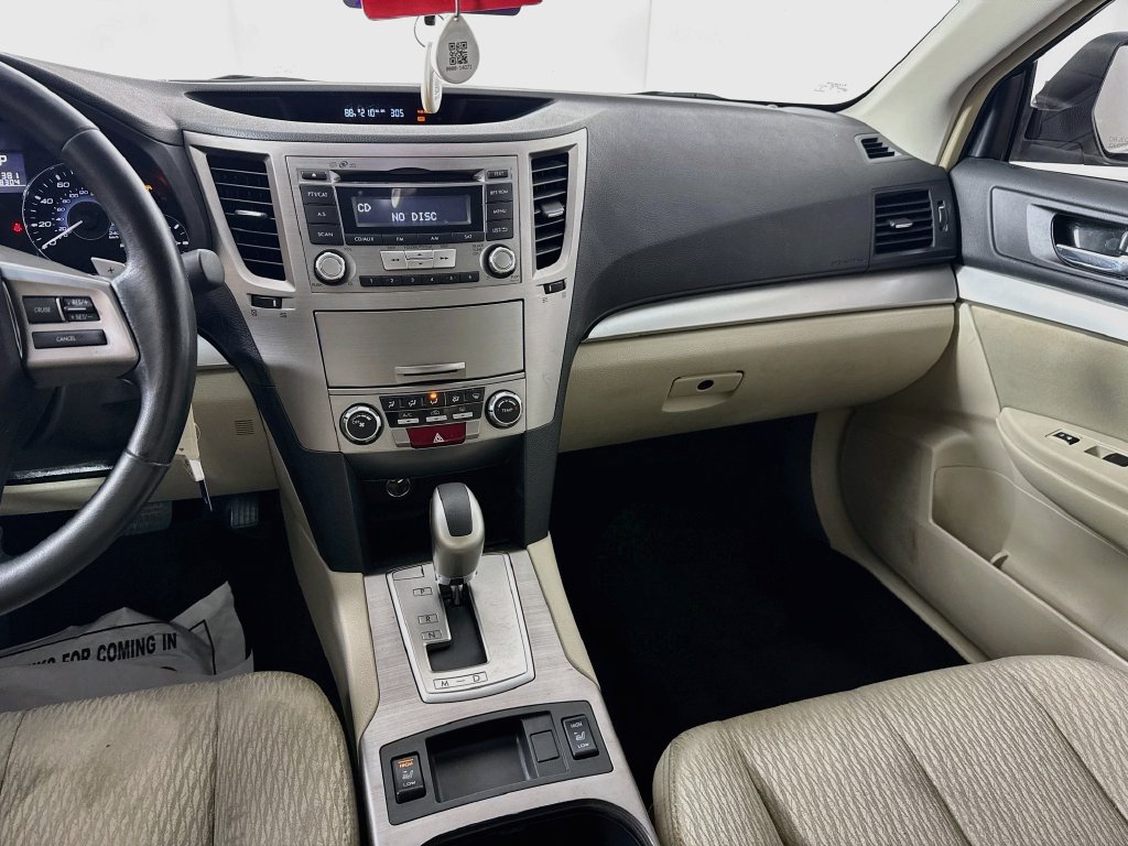 Used 2012 Subaru Outback 2.5i Premium w/ All-Weather Pkg AWD/4WD image 26