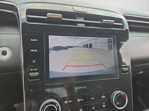 Used 2022 Hyundai Santa Cruz SEL FWD image 12