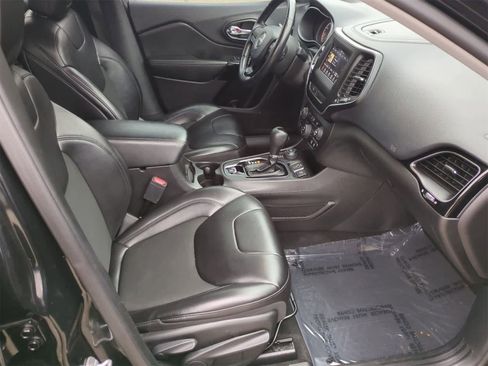 Certified 2020 Jeep Cherokee Latitude Plus image 21