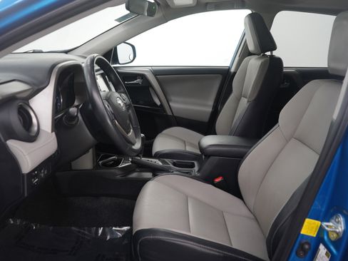 Used 2016 Toyota RAV4 Limited w/ Protection Package image 16