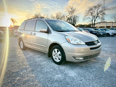 Used 2004 Toyota Sienna XLE image 5