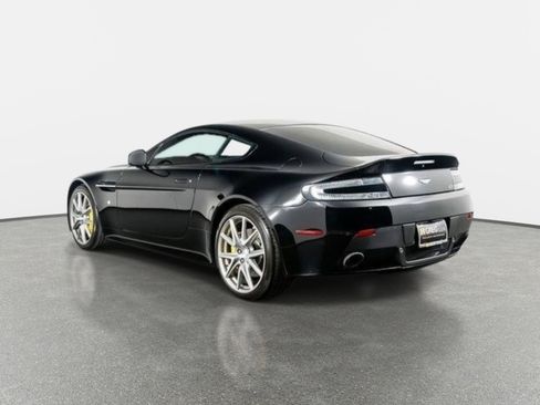 Used 2015 Aston Martin V8 Vantage GT RWD image 14
