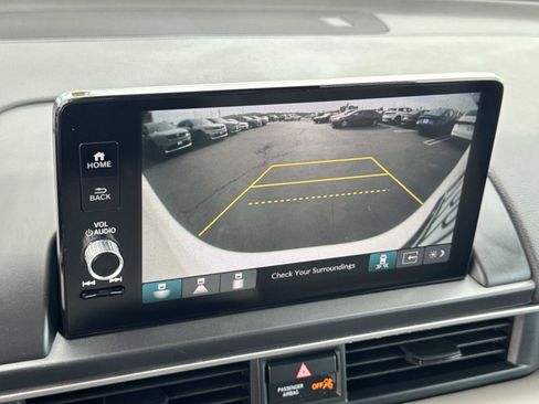 Used 2023 Honda Pilot EX-L image 17