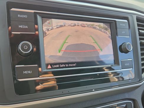 Used 2022 Volkswagen Atlas SE FWD image 21