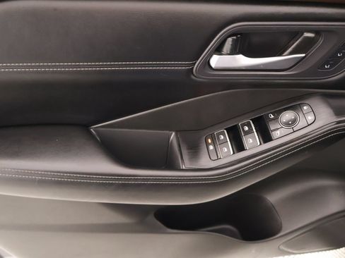 Used 2023 Nissan Rogue SL w/ SL Premium Package FWD image 17