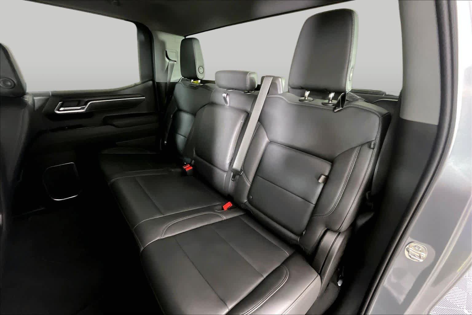 Certified 2026 GMC Sierra 1500 SLT AWD/4WD image 21