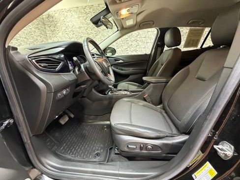 Used 2022 Buick Encore GX Preferred w/ Cold Weather Comfort Package FWD image 18