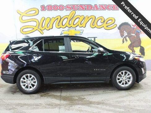 Used 2021 Chevrolet Equinox LT w/ LPO, Floor Liner Package image 1