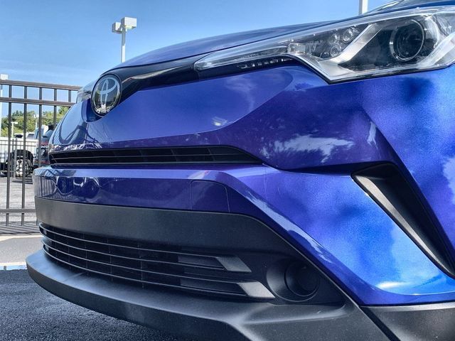 Used 2019 Toyota C-HR XLE FWD image 45