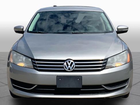 Used 2014 Volkswagen Passat 1.8T S FWD image 4