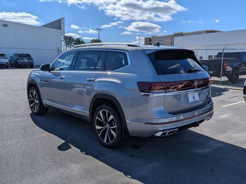 New 2026 Volkswagen Atlas SEL Premium R-Line image 5