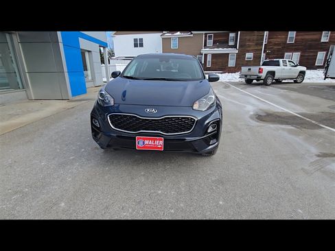 Used 2021 Kia Sportage LX image 3