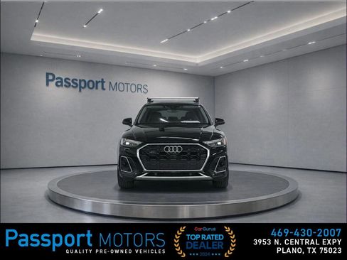 Used 2023 Audi Q5 2.0T Prestige w/ Prestige Package image 2