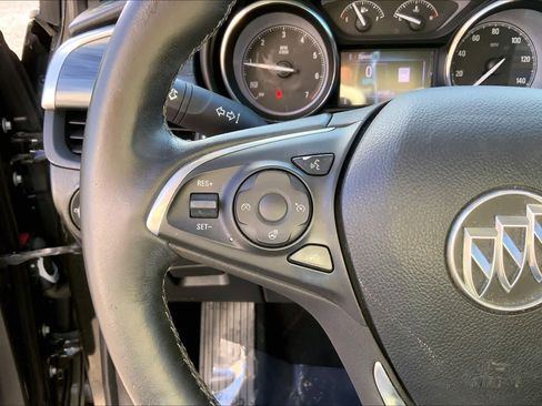 Used 2019 Buick Envision Essence image 23