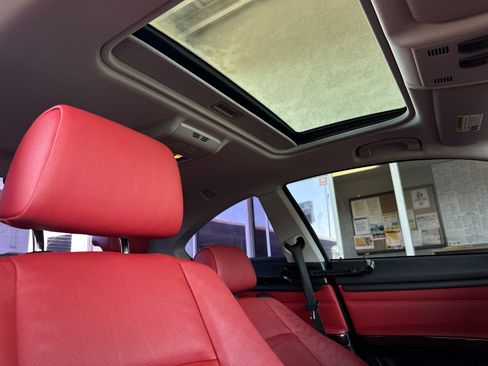 Used 2011 BMW 328i Coupe image 15