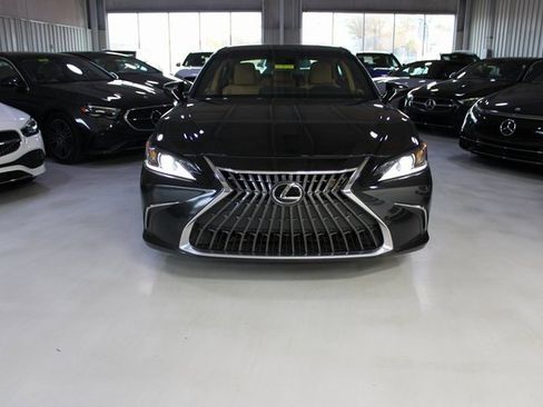 Used 2023 Lexus ES 350 w/ Premium Package image 36