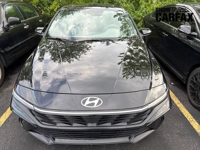 Used 2025 Hyundai Elantra SEL