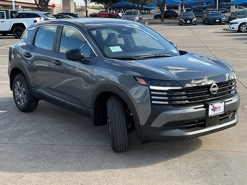 New 2026 Nissan Kicks S image 4