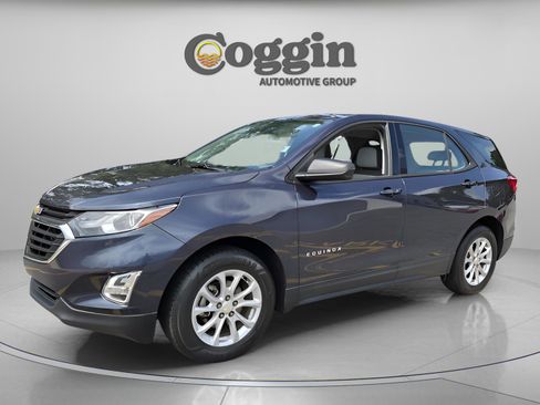 Used 2018 Chevrolet Equinox LS FWD image 1