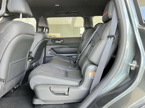 New 2025 Nissan Armada PRO-4X image 18