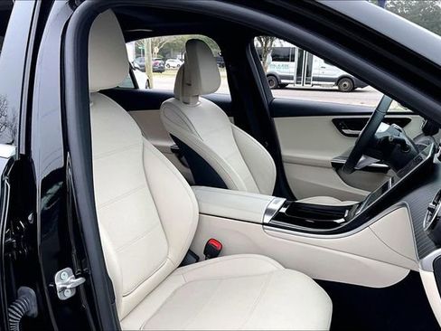 Used 2024 Mercedes-Benz C 300 Sedan image 30