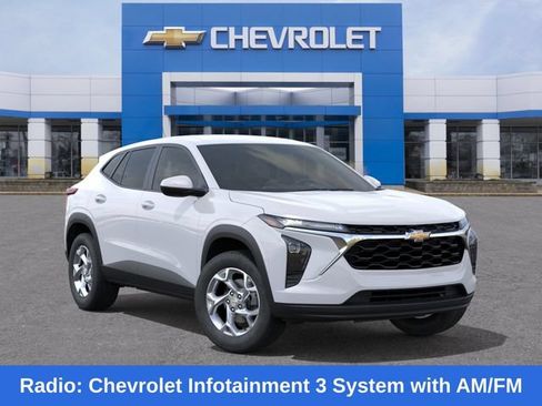 New 2026 Chevrolet Trax LS w/ LS Convenience Package FWD image 8