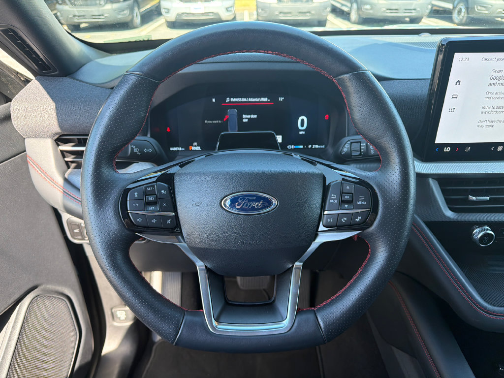 Used 2025 Ford Explorer ST-Line AWD/4WD image 26