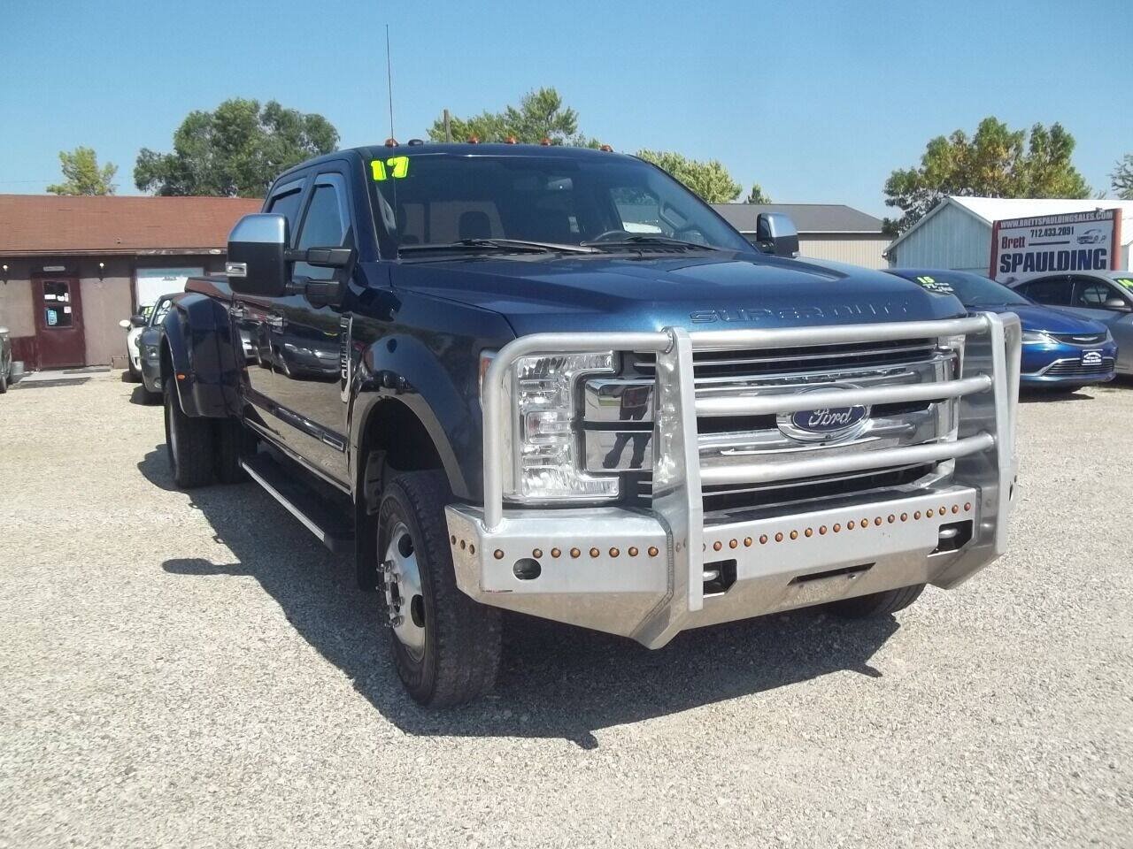 Used 2017 Ford F350 Lariat w/ Chrome Package AWD/4WD image 4