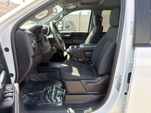 New 2026 GMC Sierra 2500 Pro w/ Convenience Package RWD image 18