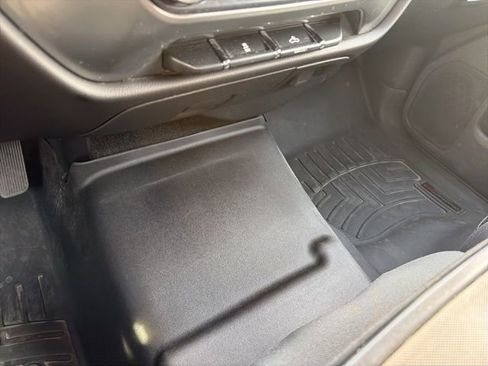 Used 2016 Chevrolet Silverado 1500 LT image 22