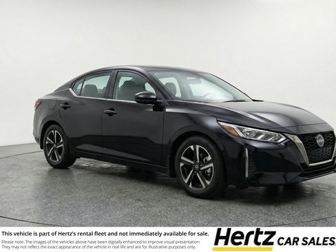 Used 2025 Nissan Sentra SV image 1